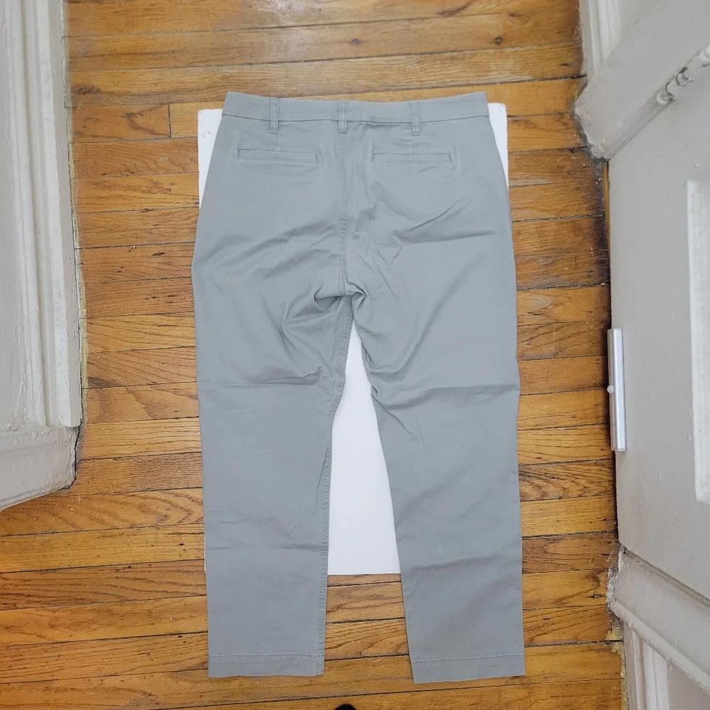 J.Crew Ankle Chino Sage Color EUC‎ Coastal Preppy